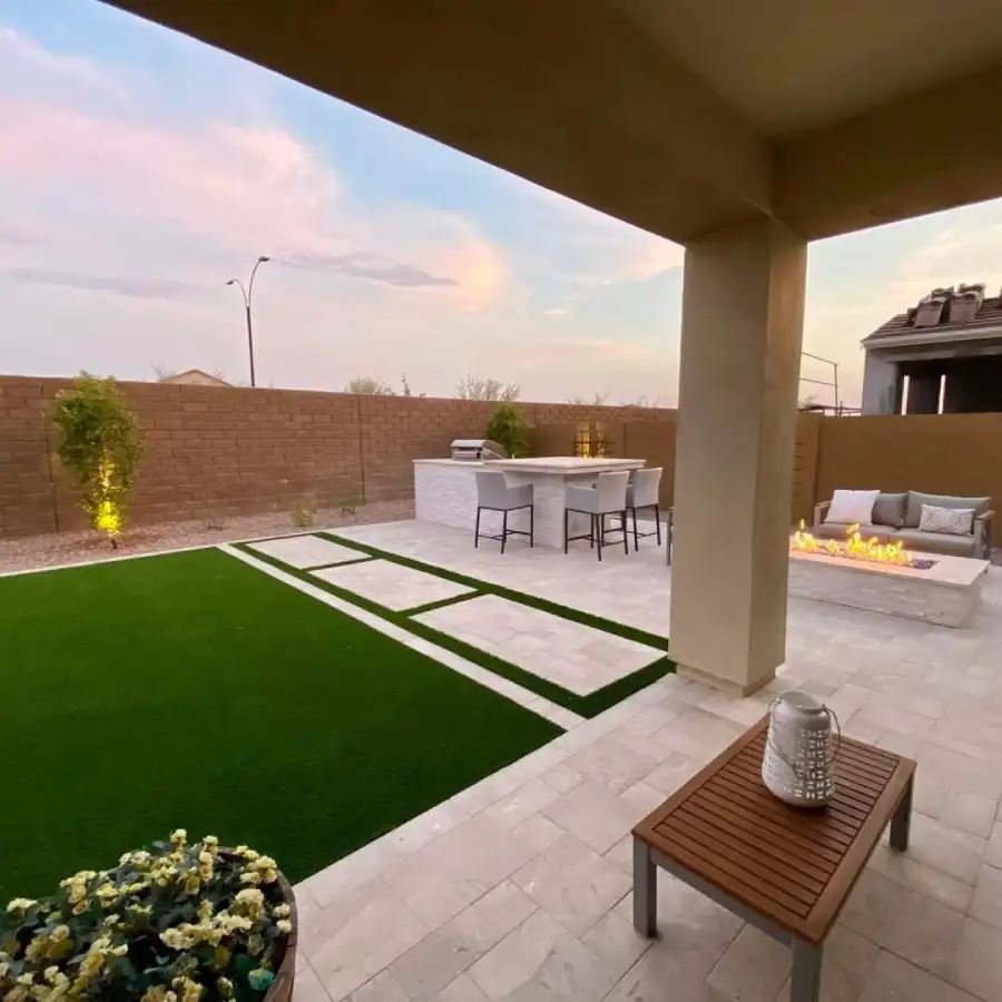 artificial-grass-backyard/