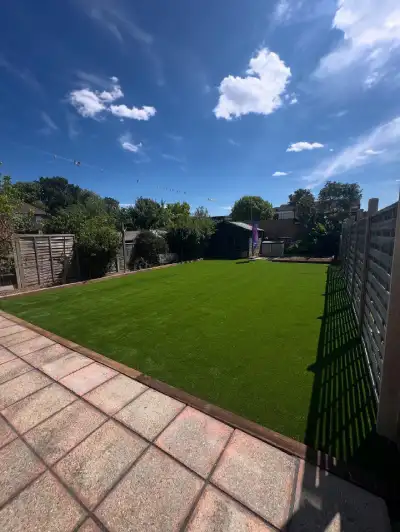 Artificial Grass Backyard Ideas for a Low-Maintenance, Stylish, and Green Outdoor Space