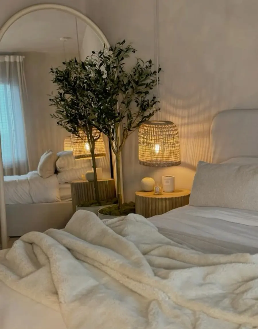 bedroom mirror ideas