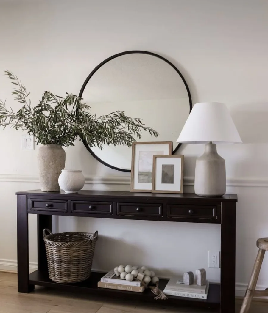 black entryway table decor