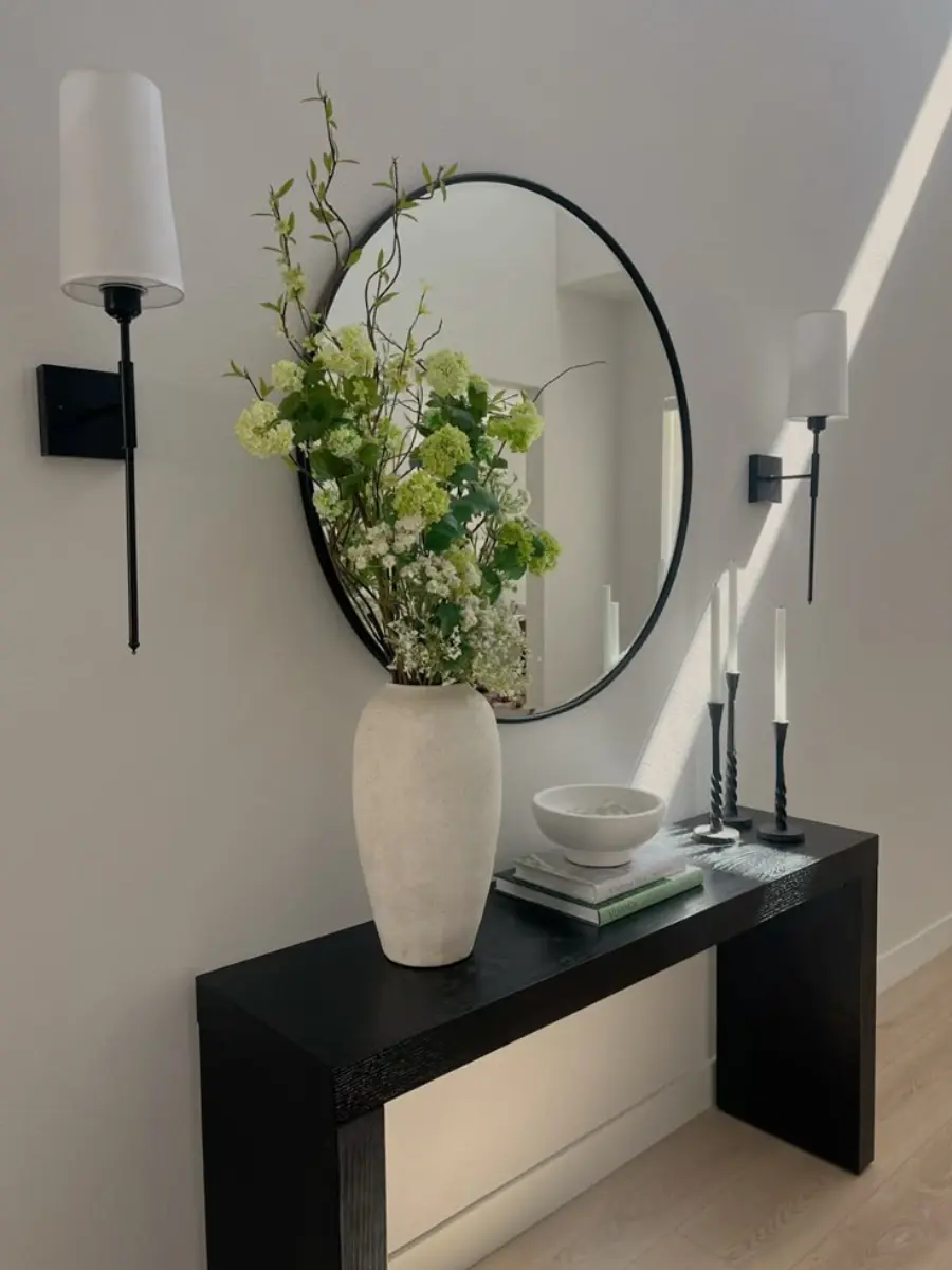 black entryway table decor