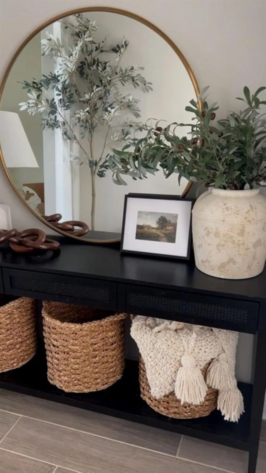 black entryway table decor