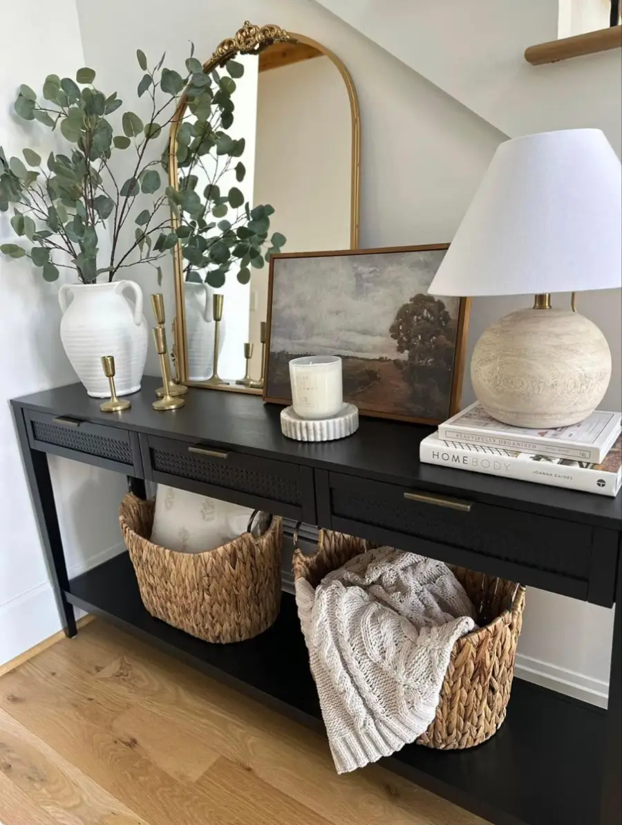 black entryway table decor