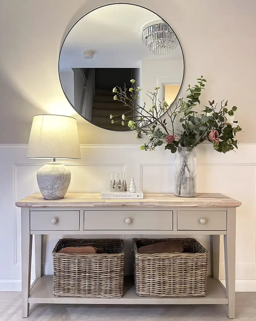 console table decor