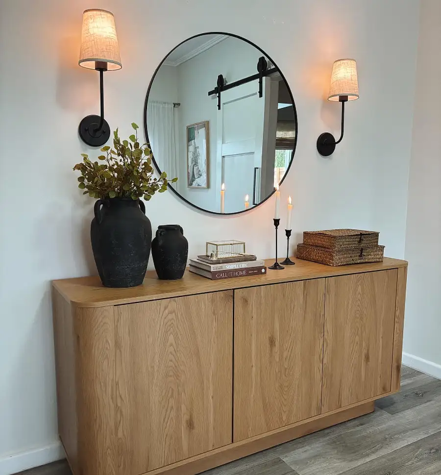 console table decor