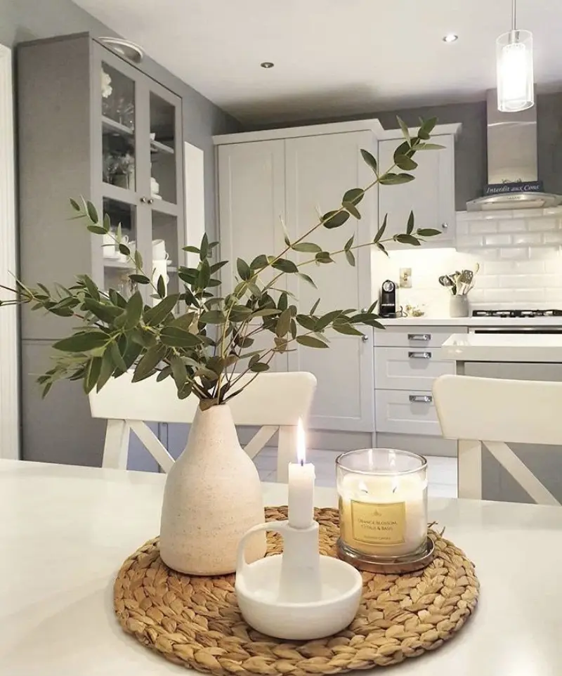20+ Stylish Dining Table Centerpiece Ideas to Elevate Your Dining Space ...