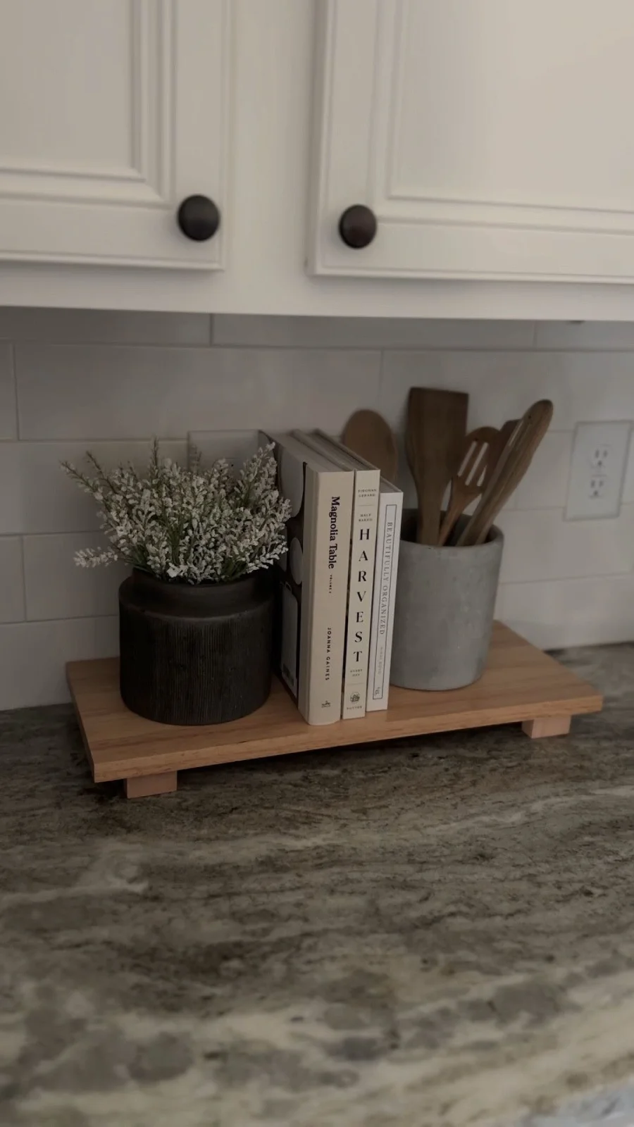 kitchen-counter-decor/