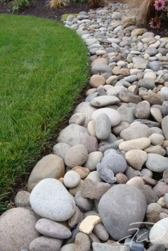 river rock landscaping ideas