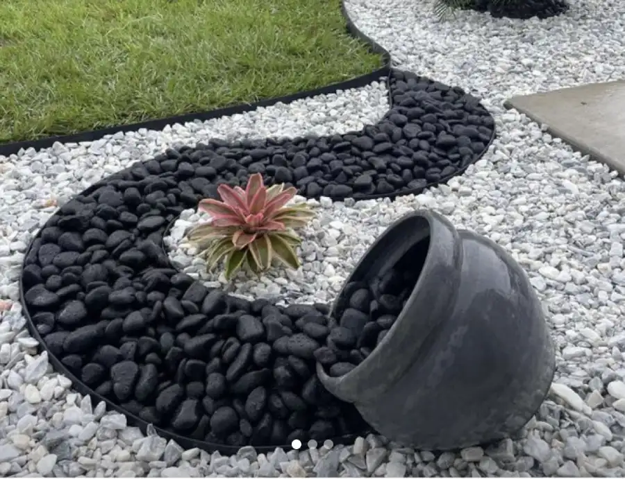 river rock landscaping ideas