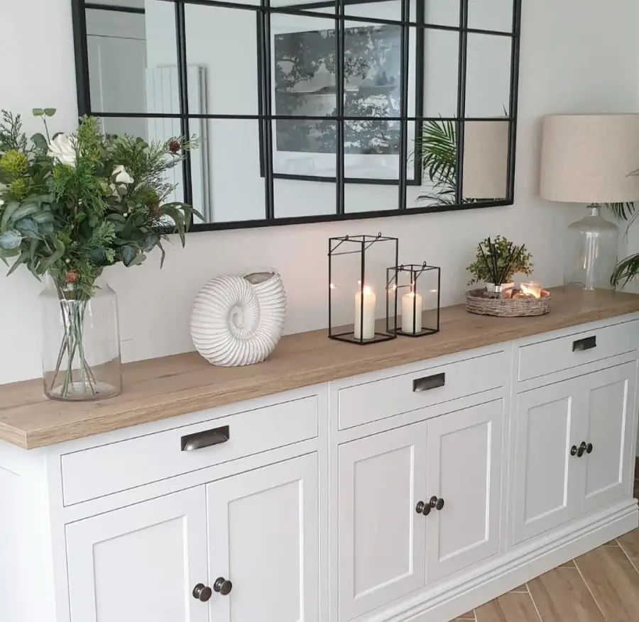 sideboard decor