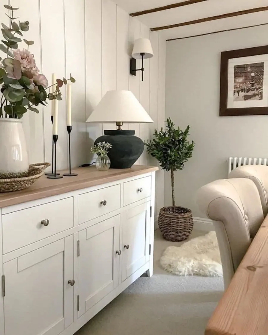 sideboard decor