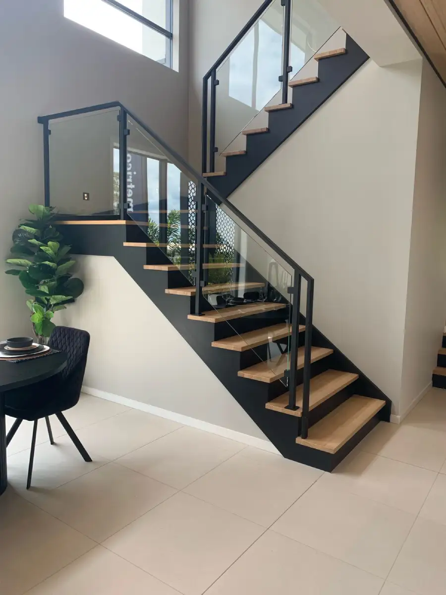 25 Modern Staircase Ideas for a Stylish Home Makeover with Clean and Elegant Looks